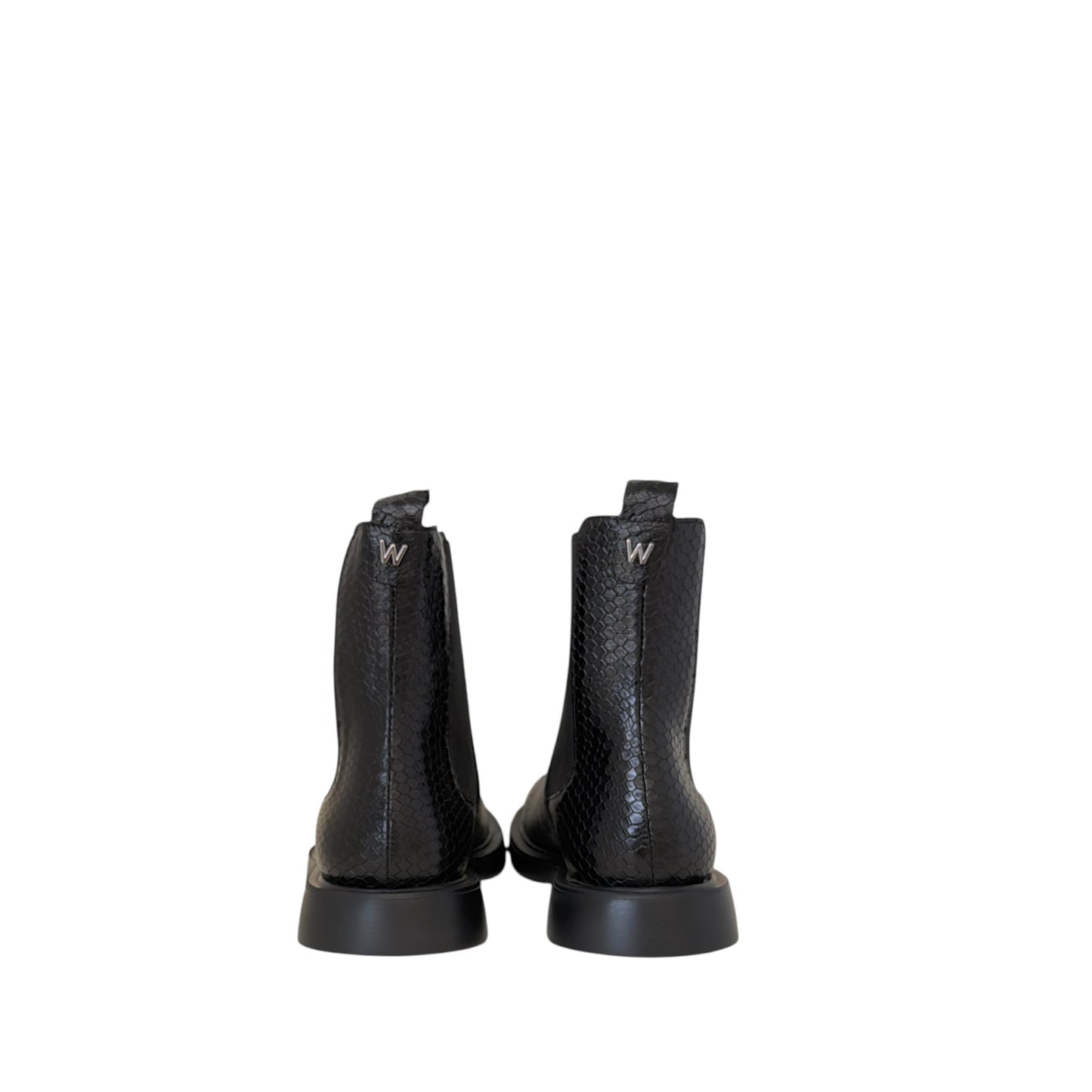 WONDERS | DOLEMAN | BLACK LEATHER