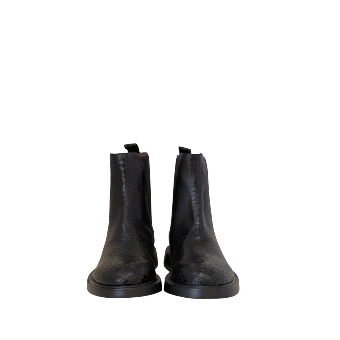 WONDERS | DOLEMAN | BLACK LEATHER