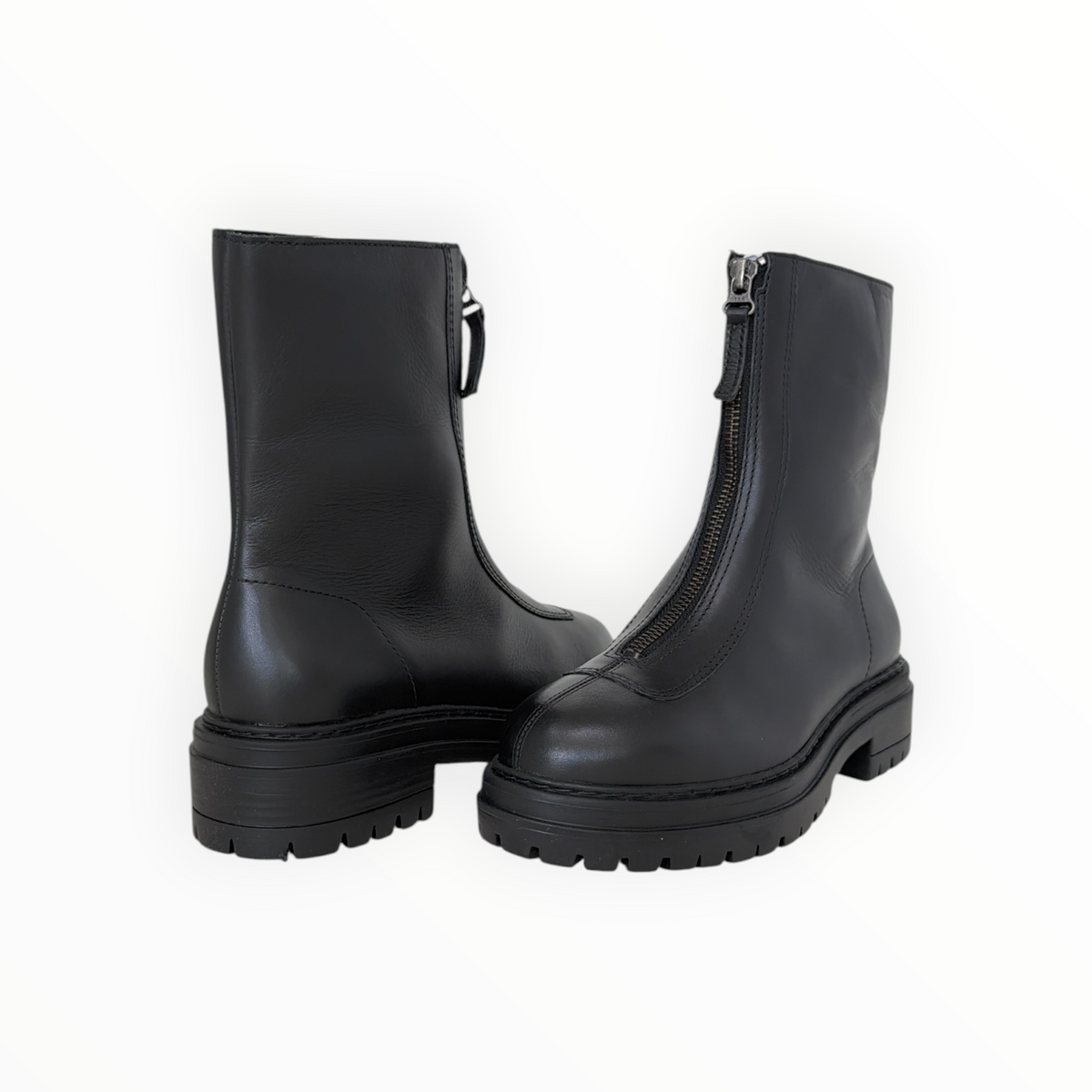 CHELSEA CREW | ZORO | BLACK LEATHER