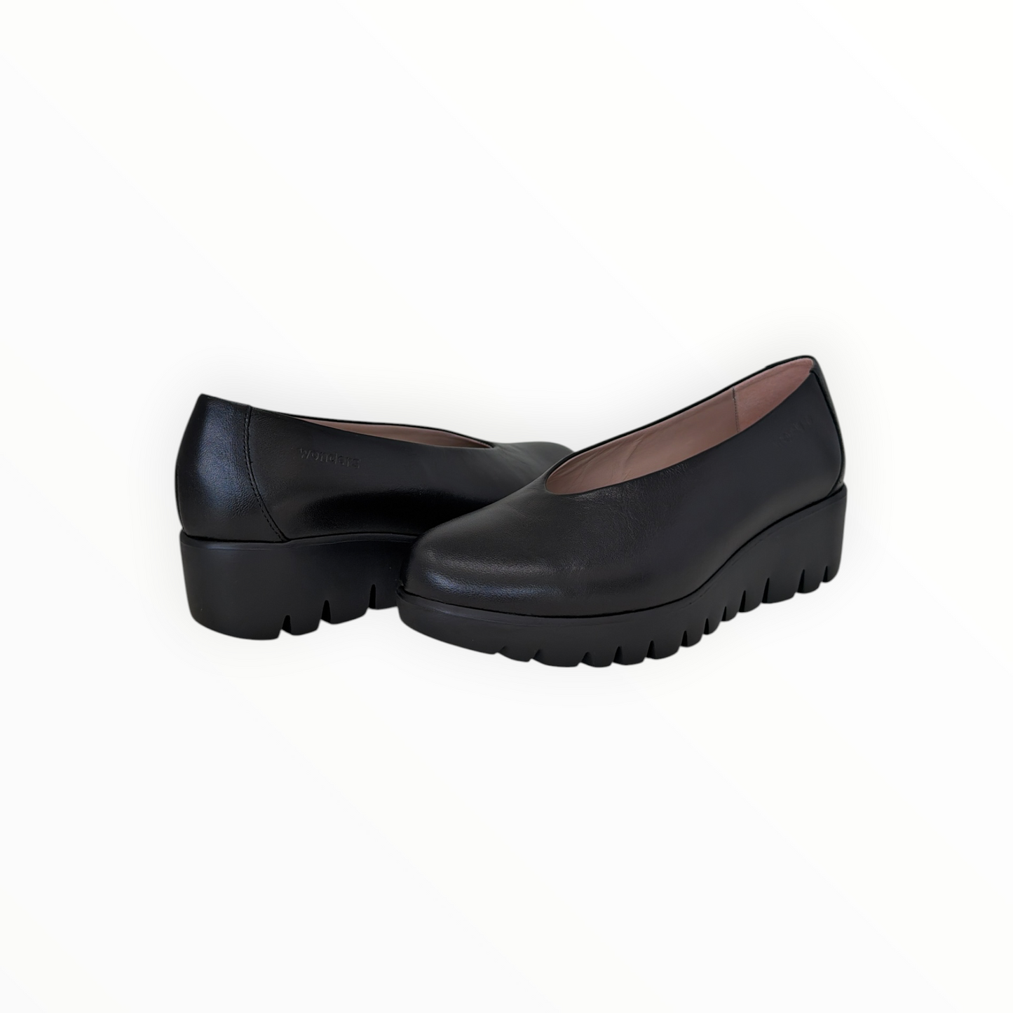 WONDERS | FLYER | BLACK LEATHER