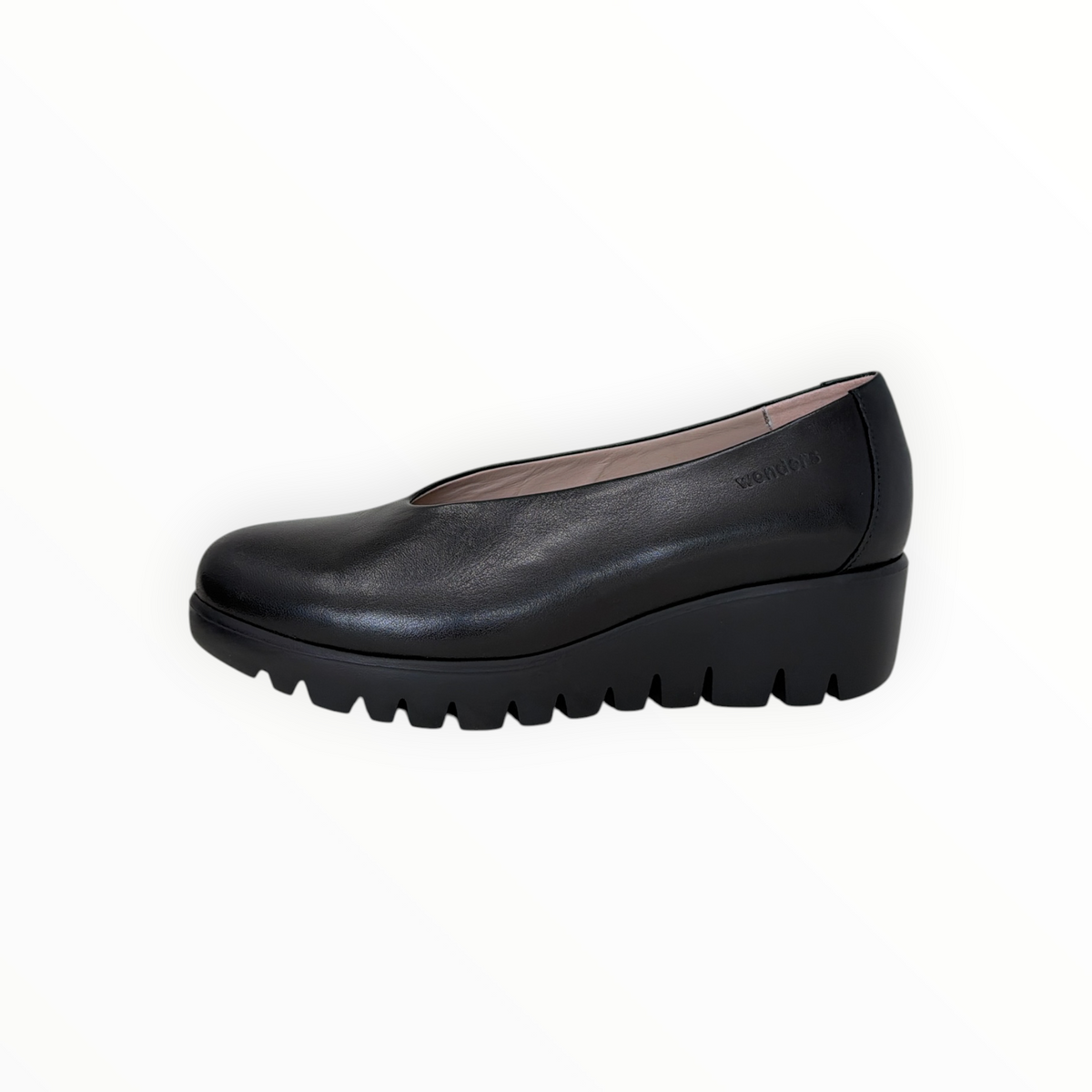 WONDERS | FLYER | BLACK LEATHER