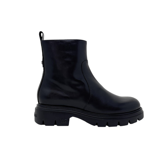 WONDERS | OREGON | BLACK LEATHER