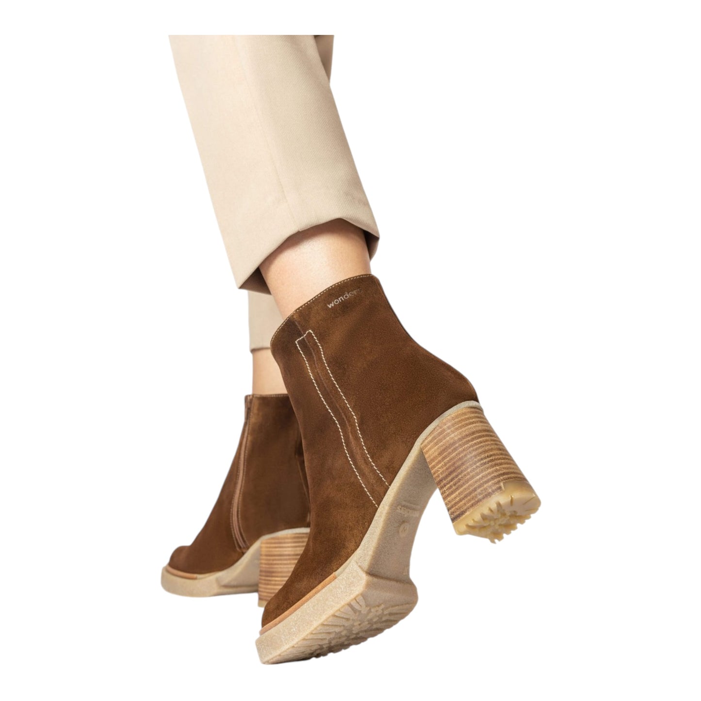 WONDERS | MEIRA | TAN SUEDE